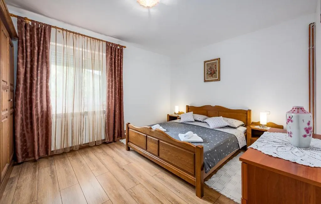 Apartman Blazevic Porec 0*,  Croatia